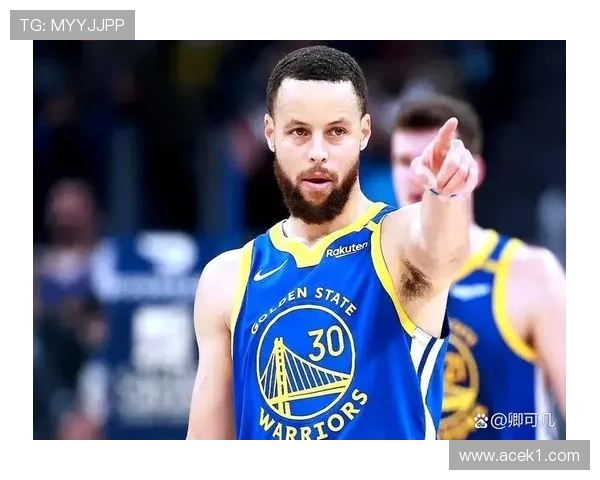 勒布朗挡拆组织压制库里，提升球队末节效率