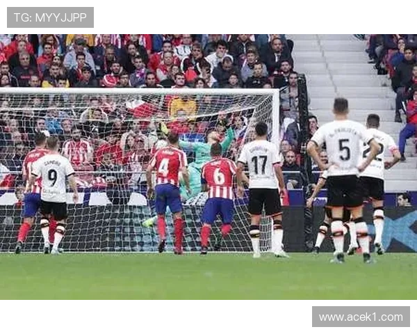 奥布拉克单赛季失球创纪录的神级表现解析