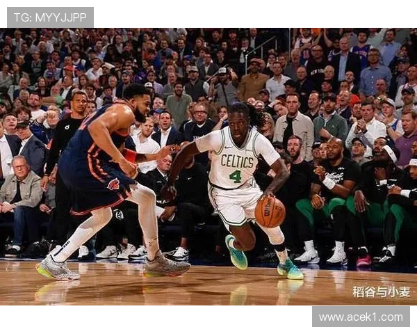 朱·霍勒迪突破制造对抗提升球队关键时刻防守效率