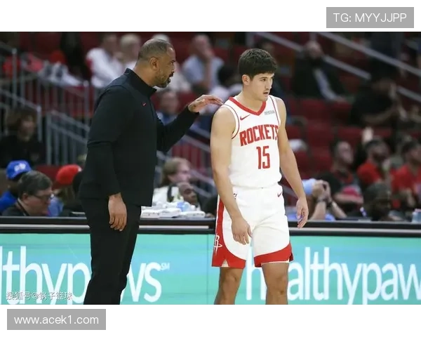 莫布里挡拆拉开空间提升进攻效率显著优于队内同位置球员