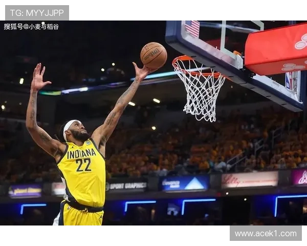 斯科拉高效内线篮板率胜同龄者，关键季后赛稳固球队篮板优势