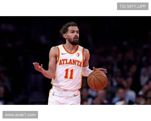 特雷·杨连续三分拉开差距，提升球队关键时刻进攻效率